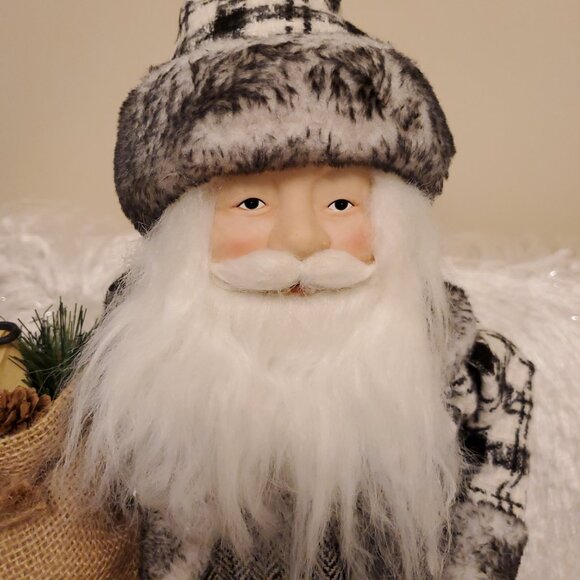 NWT White Pine Free Standing Santa Black White Plaid Herringbone Holiday Decor - Picture 13 of 17